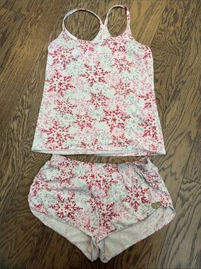 Victoria's Secret tank & Shorts Pajama Set with Pink Snowflakes ~